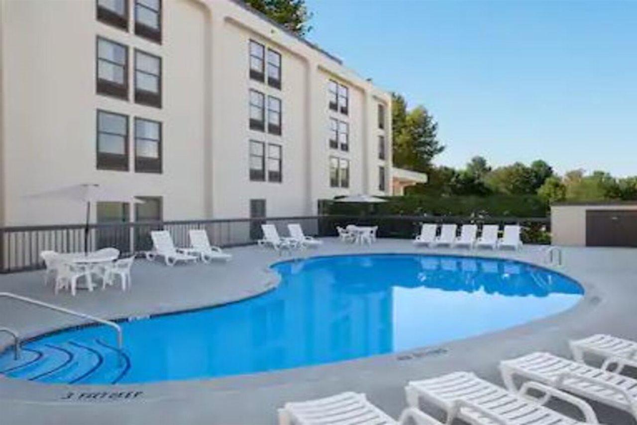 Hampton Inn Philadelphia/Mt. Laurel Mount Laurel Exterior photo