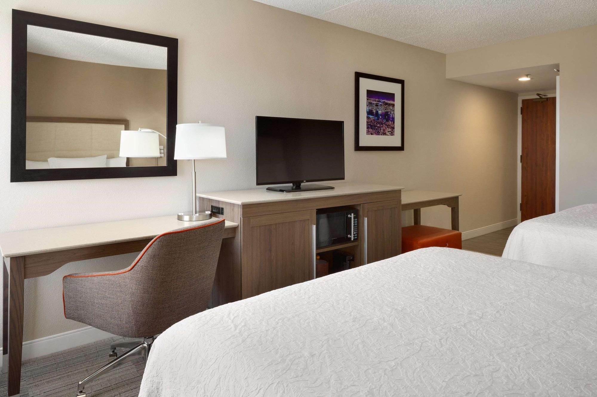 Hampton Inn Philadelphia/Mt. Laurel Mount Laurel Exterior photo