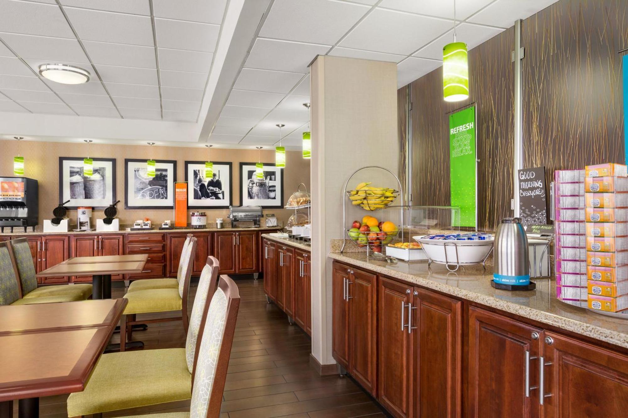 Hampton Inn Philadelphia/Mt. Laurel Mount Laurel Exterior photo