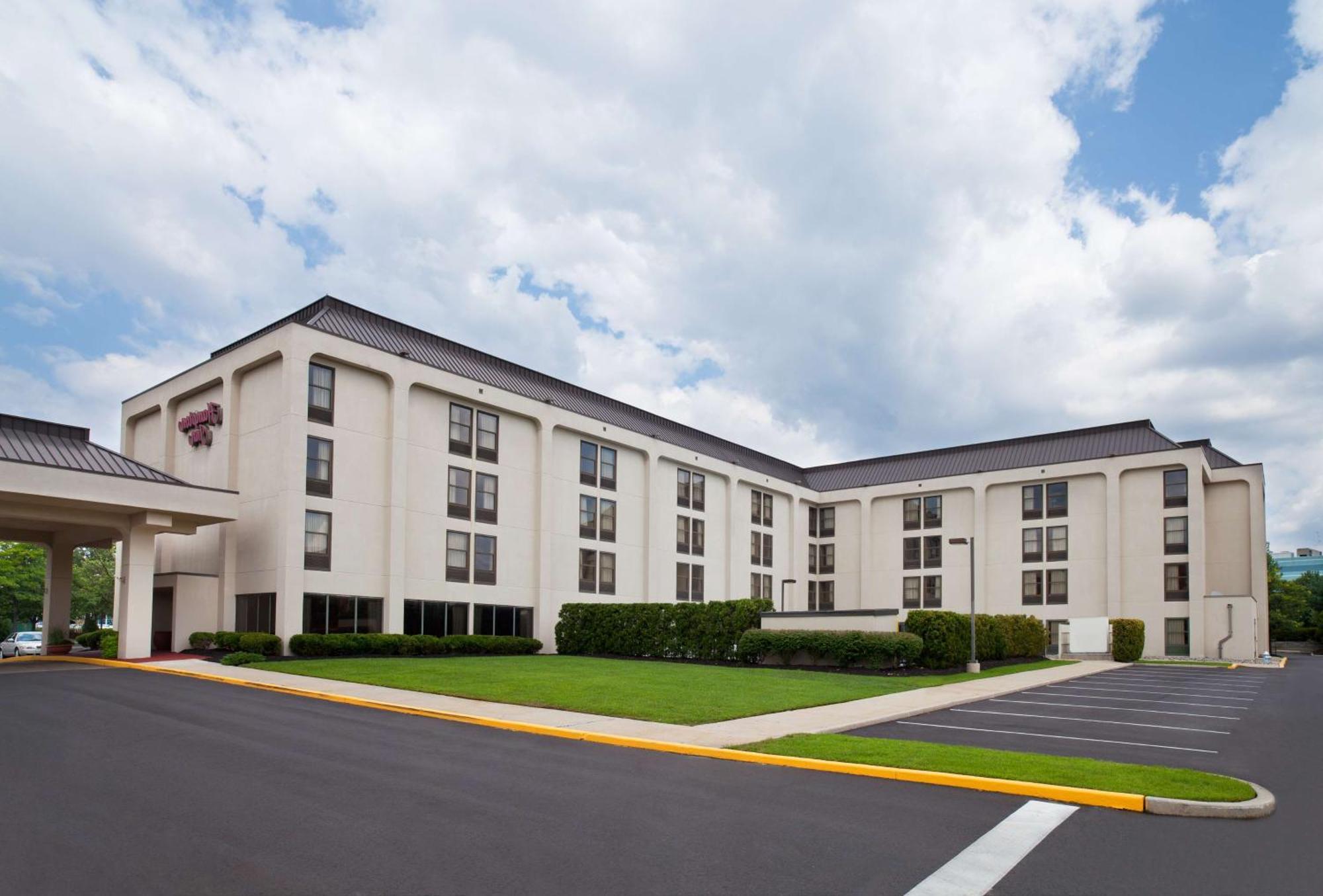 Hampton Inn Philadelphia/Mt. Laurel Mount Laurel Exterior photo