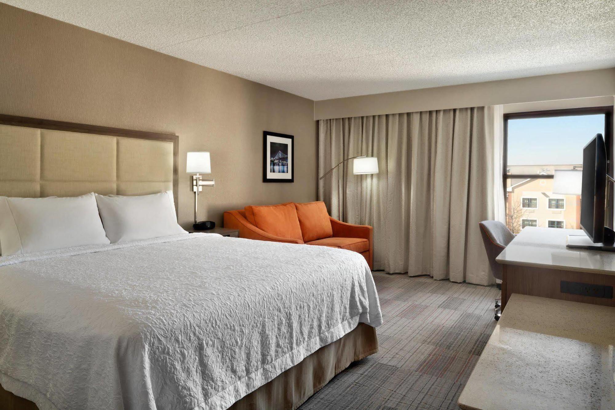 Hampton Inn Philadelphia/Mt. Laurel Mount Laurel Exterior photo